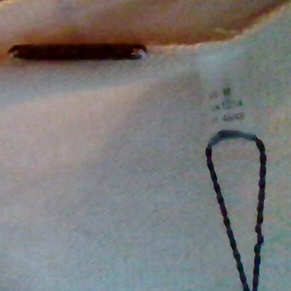 Brand New Elie Tahari Cashmere Blend V-Neck Twofer Sweater - Picture 4 of 5